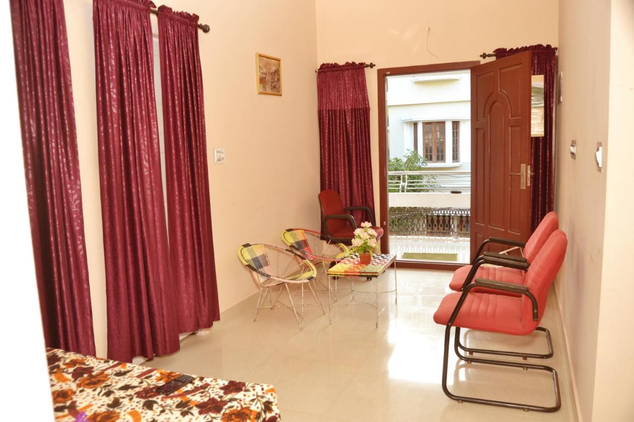 Sheeba'S Homestay Kochi Exteriör bild